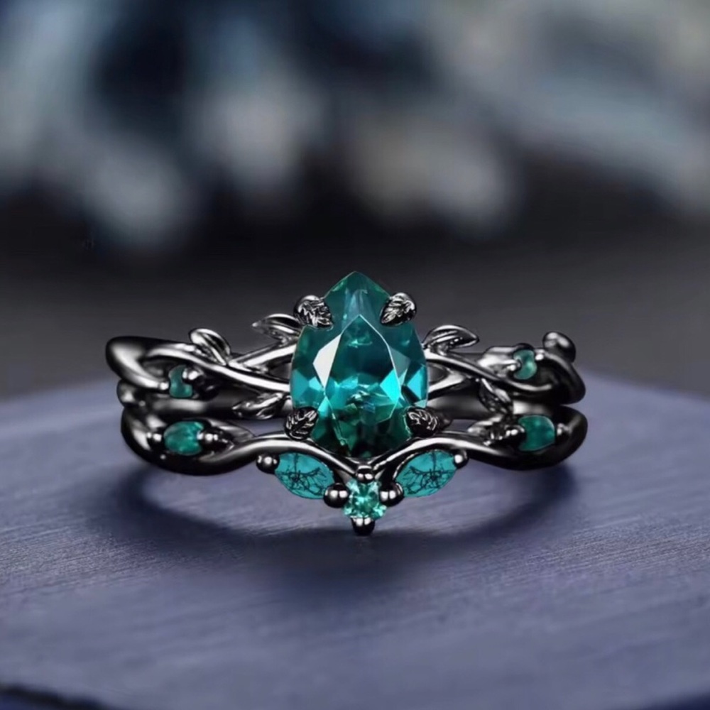 Teal Crystal Leaf Ring Set